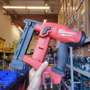 Milwaukee Milwaukee M18 FUEL 18V 18-Gauge 1/4 in. Narrow Crown Stapler – Pro Fastening (Tool Only, Open Box) Milwaukee
