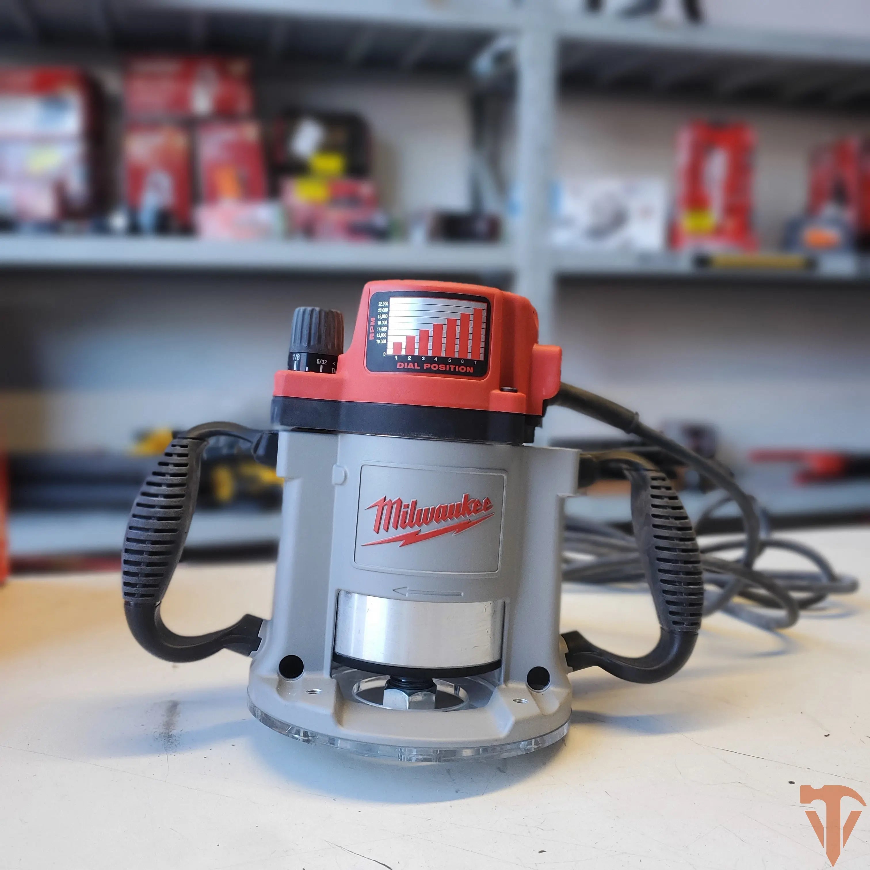 Milwaukee 3-1/2 Max HP Fixed-Base Production Router – Open Box, Barely Used Milwaukee