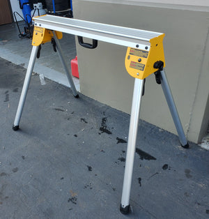 DEWALT 15.4 lb Heavy Duty Work Stand with 1000 lb Capacity – Open Box | SKU 1000952562 DEWALT