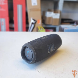 JBL Charge 5 Wi-Fi SE Portable Waterproof Speaker with Auracast – Open Box | SKU 1957751 JBL