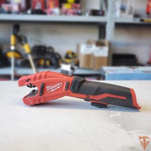 Milwaukee M12 12V Cordless Copper Tubing Cutter (Tool Only) – Open Box | SKU 2471-20 Milwaukee