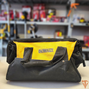 DeWalt DCN681D1 battery powered stapler for woodworking