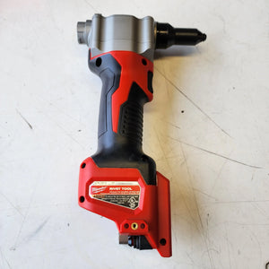 Milwaukee M12 12-Volt Lithium-Ion Cordless Rivet Tool (Tool-Only) Milwaukee