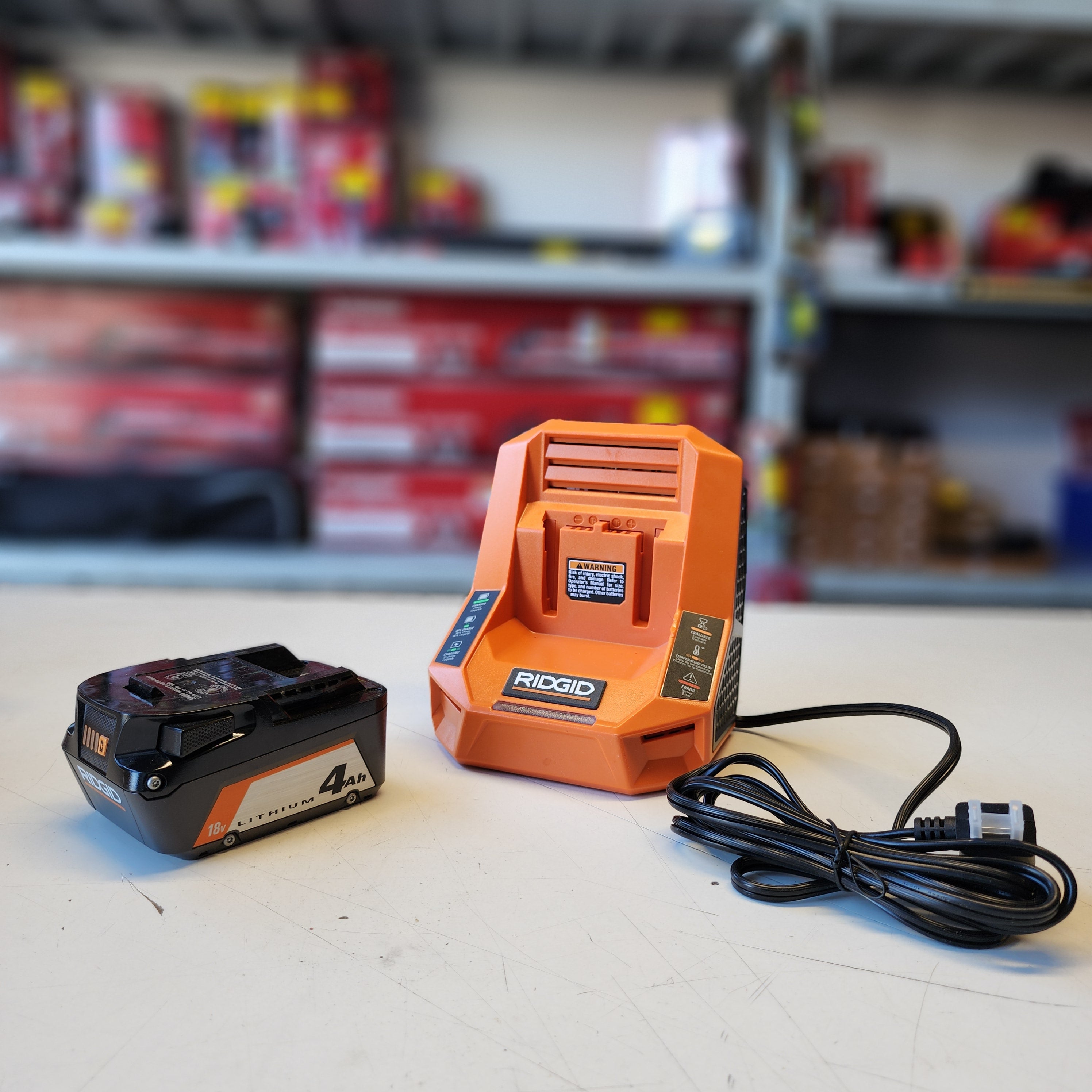 RIDGID 18V 4.0 Ah MAX Output Starter Kit with Rapid Charger ridgid