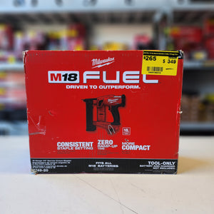 Milwaukee 18 gauge stapler tool