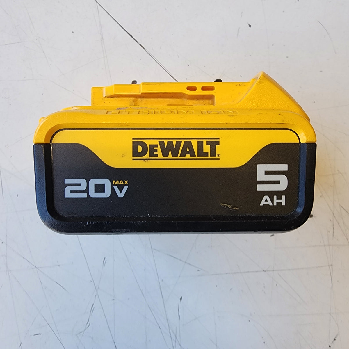 DEWALT 20V MAX Premium Lithium-Ion 5.0Ah Battery Pack DEWALT