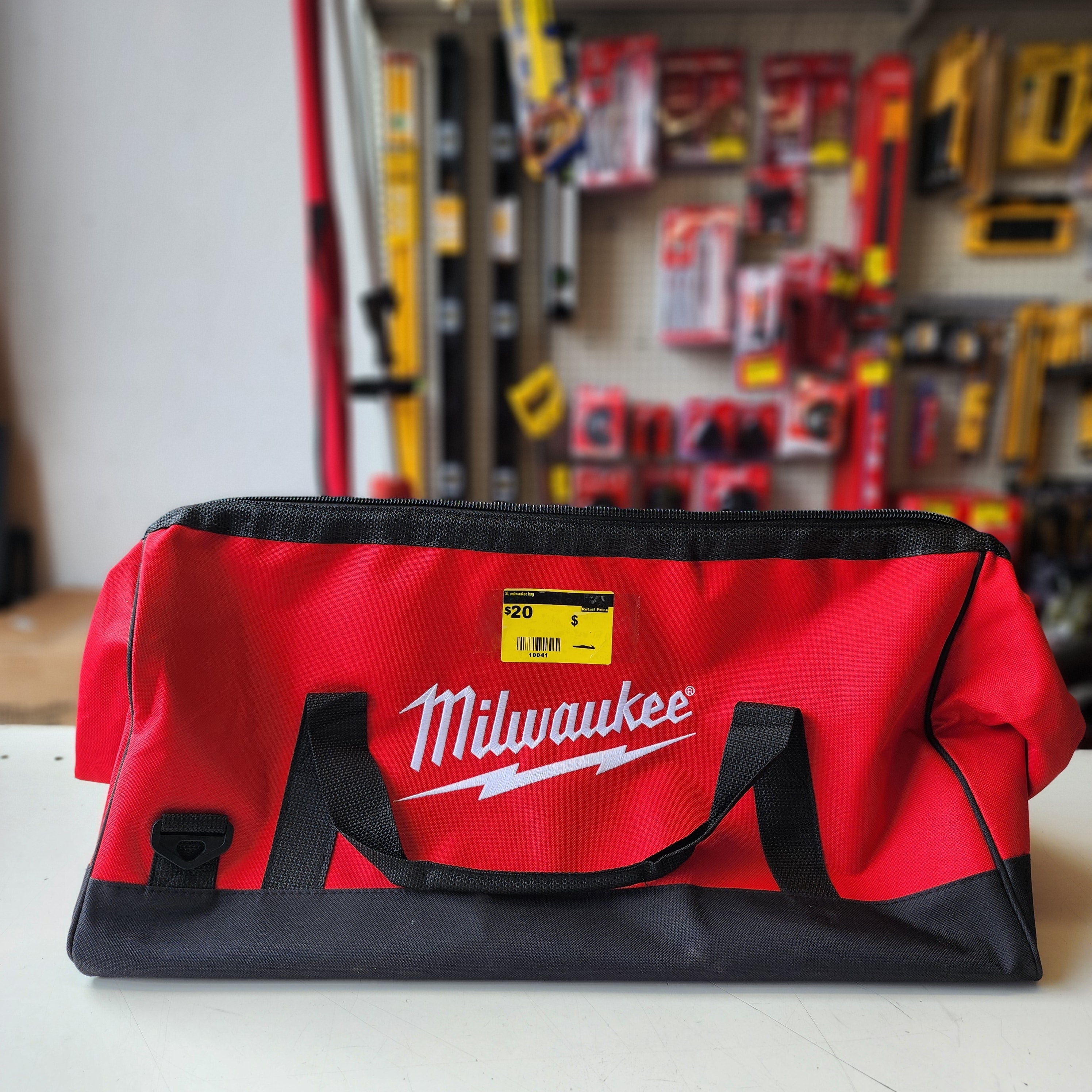Milwaukee Extra Large Tool Bag – Model 10041 Milwaukee