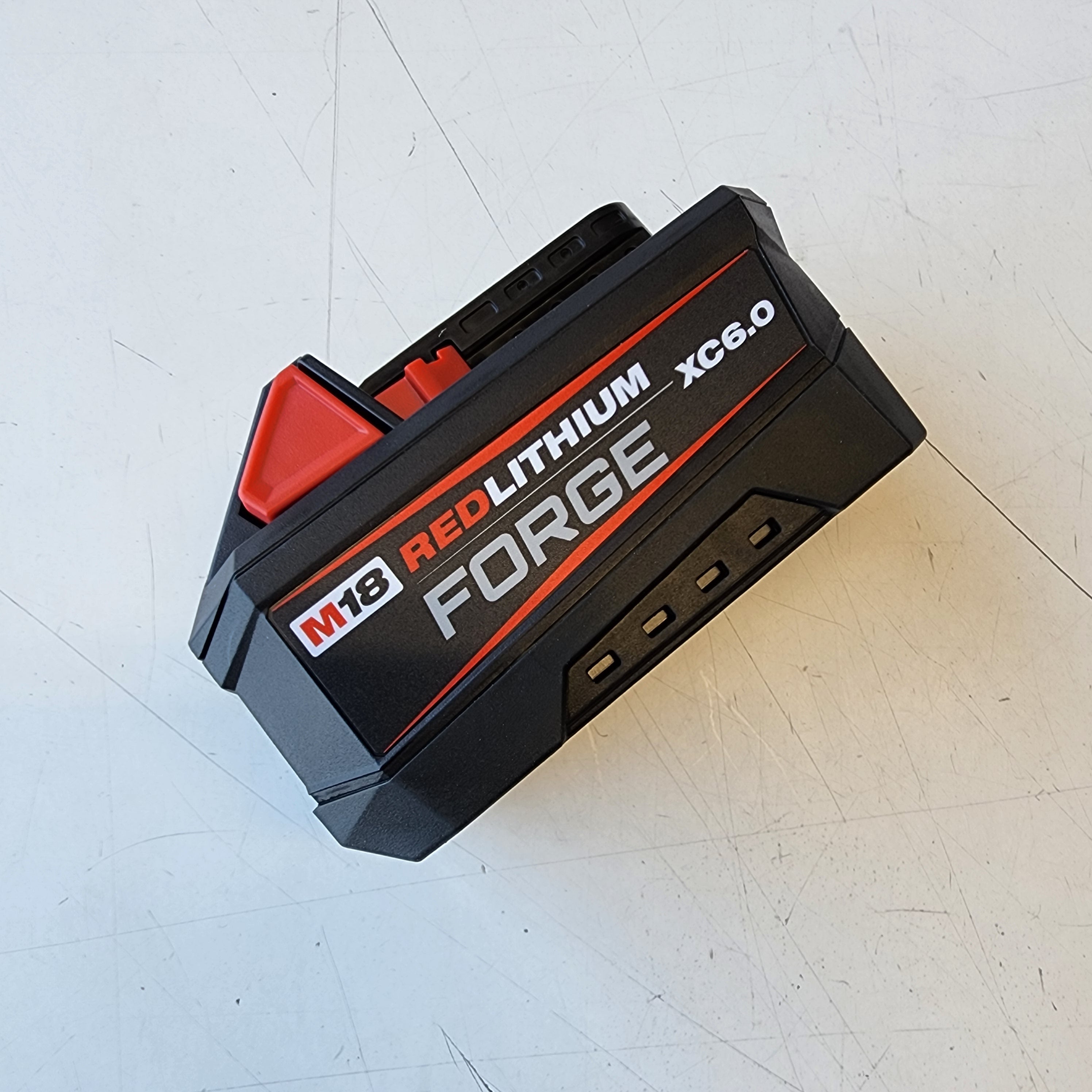 Milwaukee M18 18V Lithium-Ion REDLITHIUM FORGE 6.0 Ah Battery Pack Milwaukee