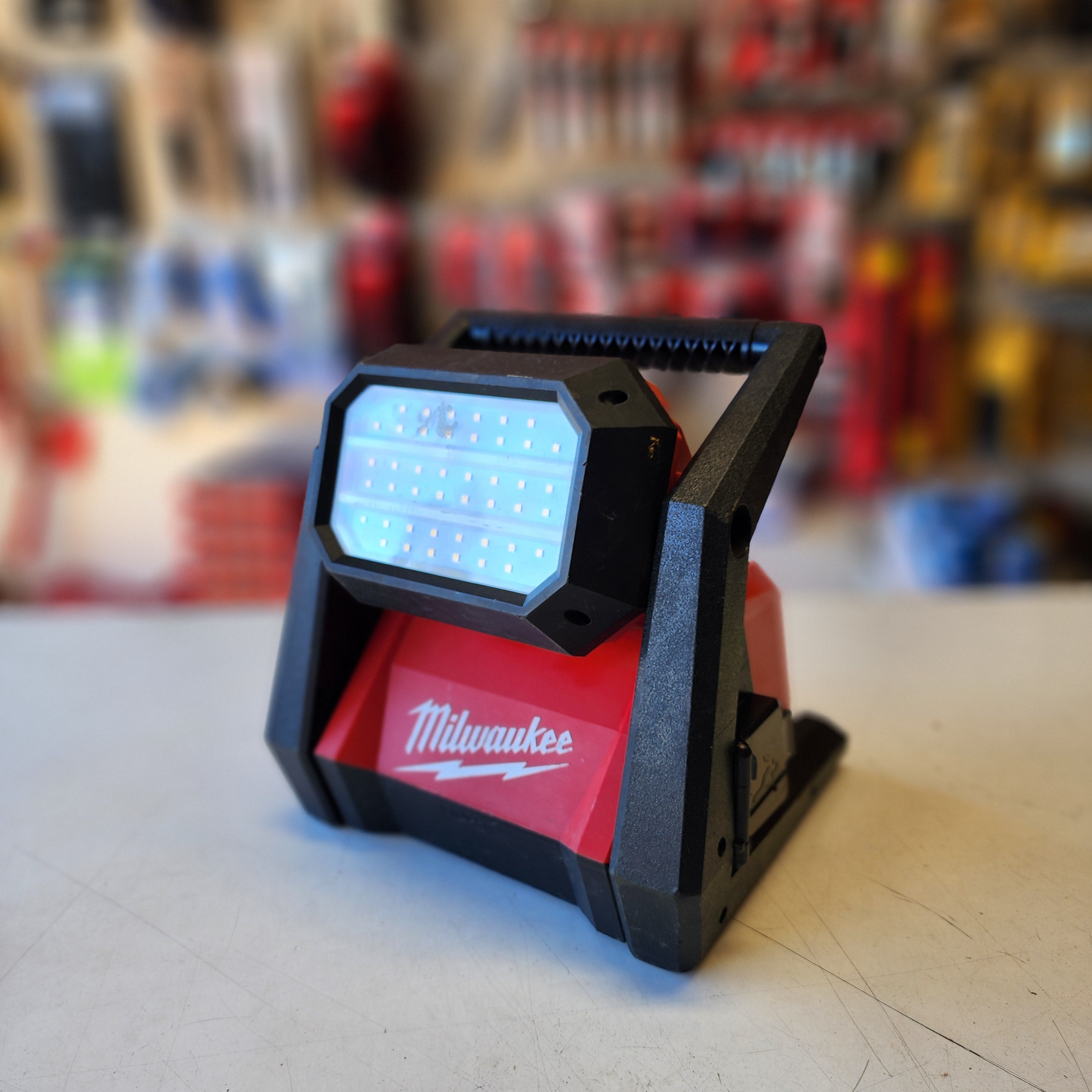 Milwaukee M18 GEN-2 4000 Lumens ROVER LED AC/DC Flood Light - Tool-Only