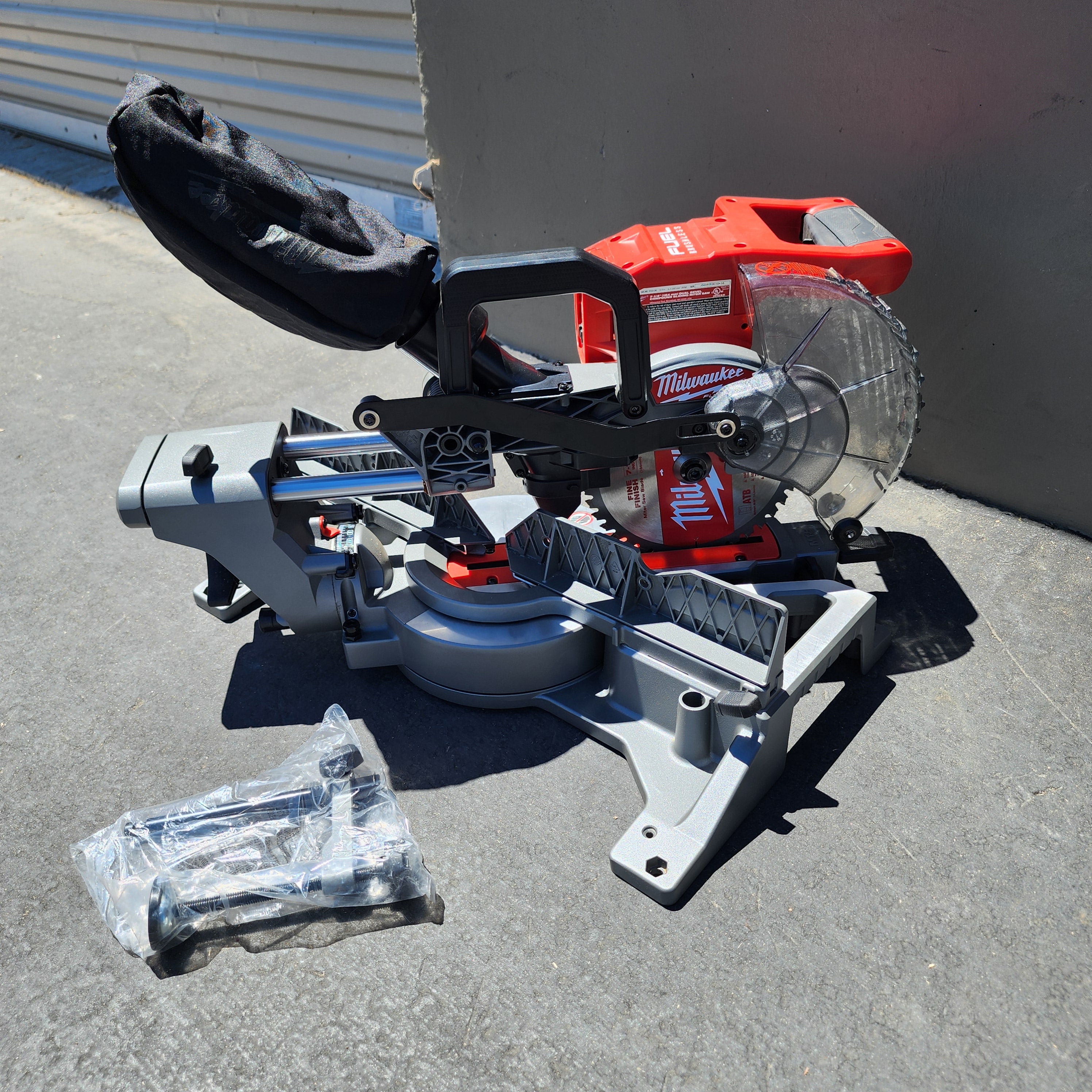 Milwaukee M18 FUEL 7-1/4 in. Sliding Miter Saw Tool Only