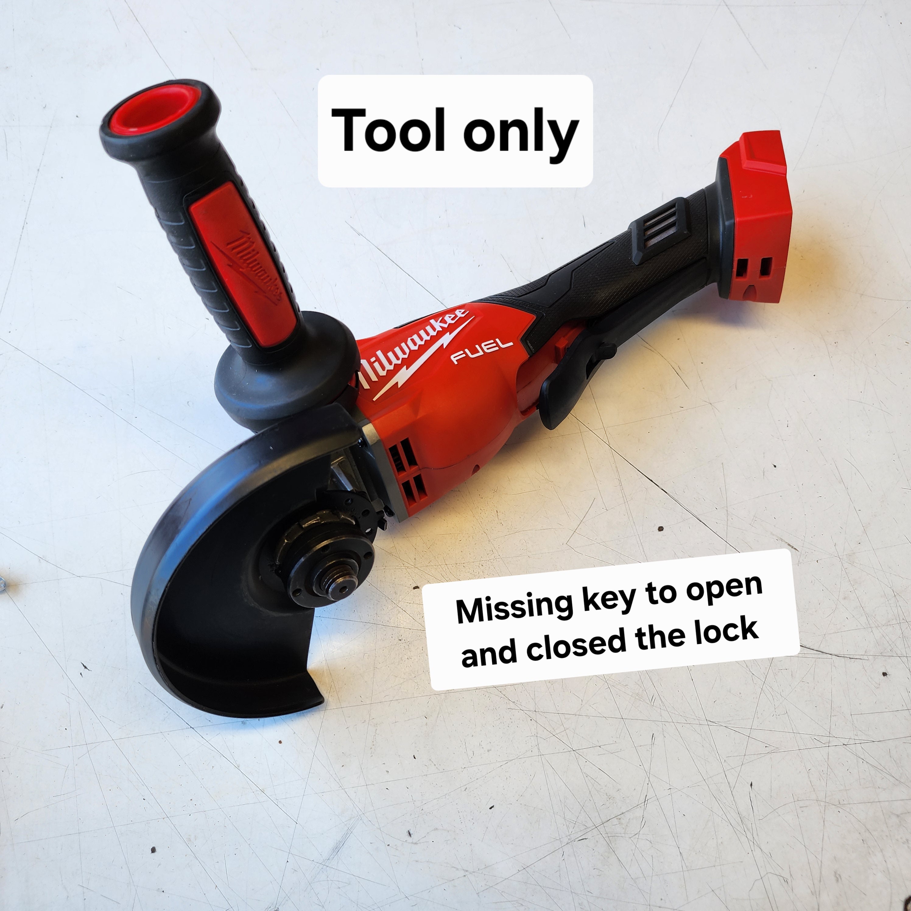 Milwaukee M18 FUEL 4-1/2/6 in. Braking Grinder