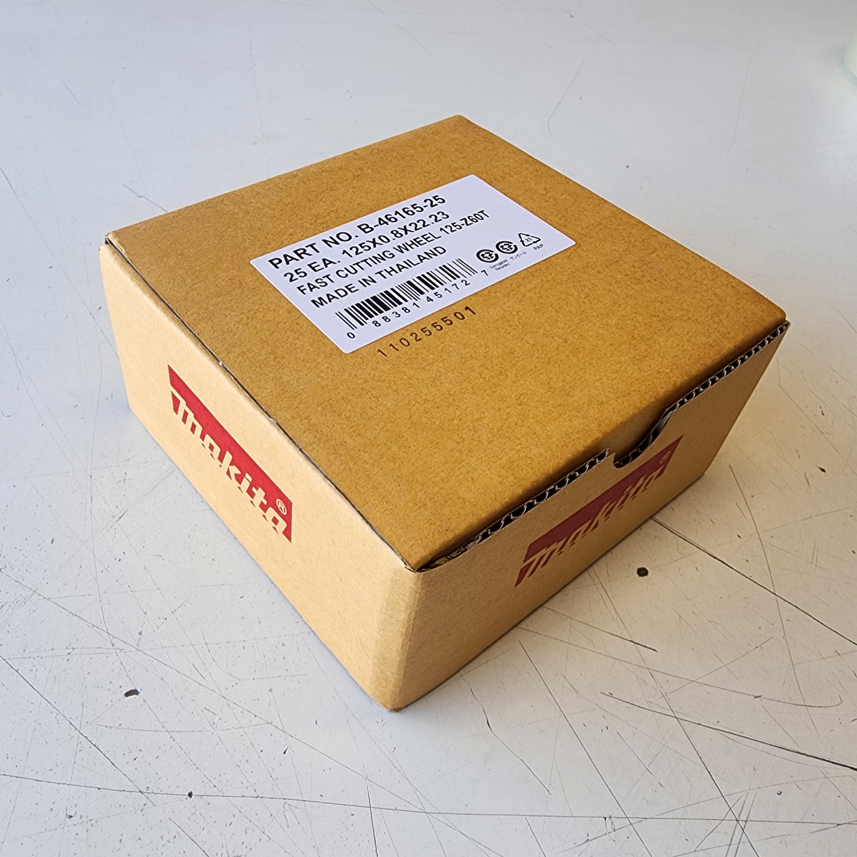 Makita Disco de corte de acero inoxidable ultrafino de 5 x .032 x 7/8 pulg. (paquete de 25)