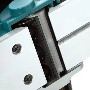 Makita wood planer with blade set and case