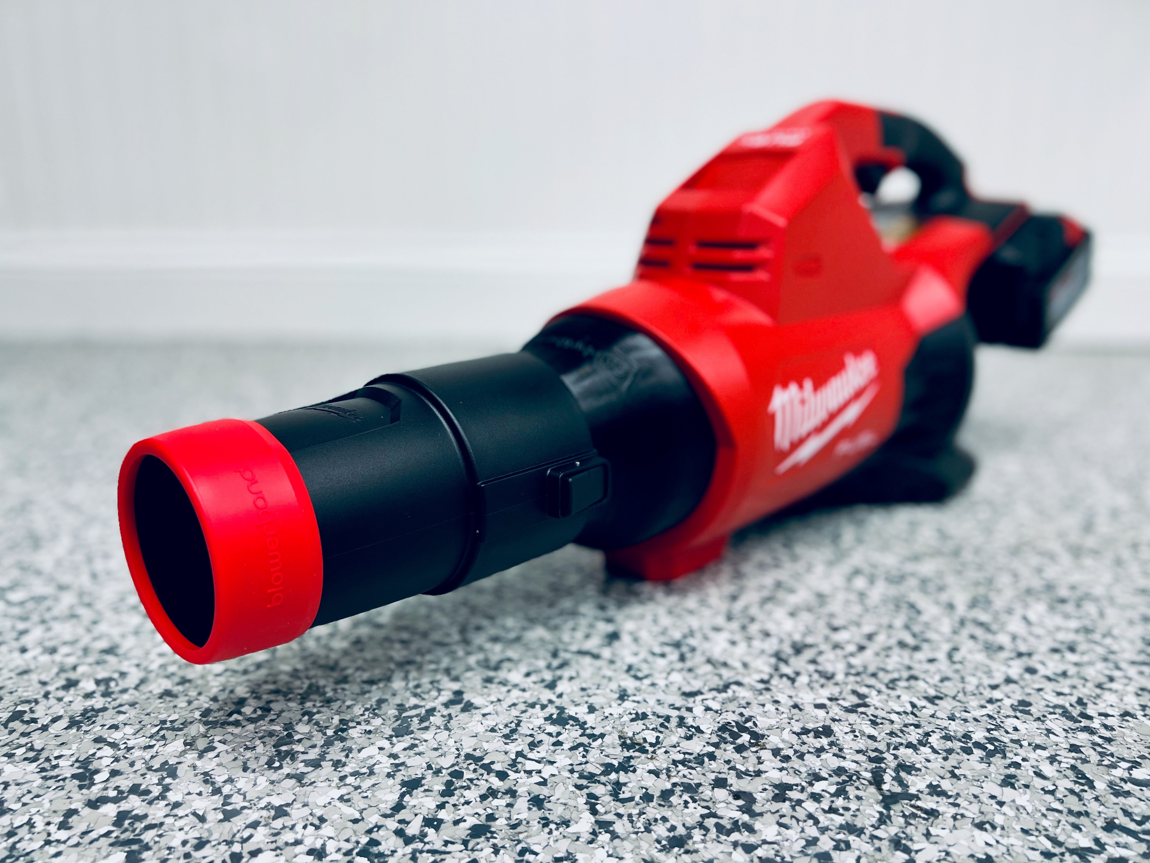 STUBBY® Nozzle Adapter for Milwaukee M18 FUEL Dual Battery Leaf Blower (2824-20) Stubby Nozzle Co.