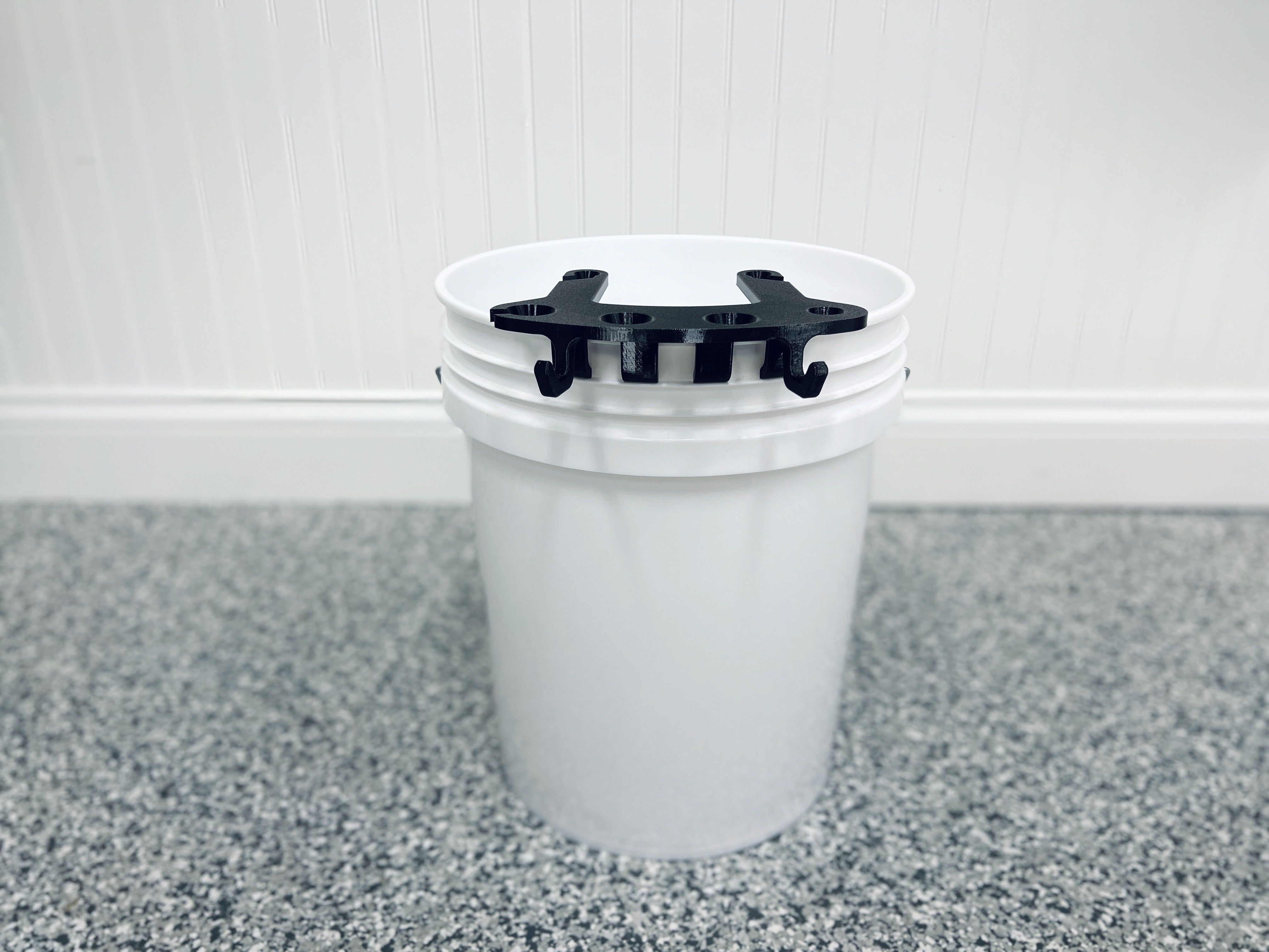 BucketCaddy - Wheel, Tire, & Detailing Brush Organizer for 5-gallon and 6-gallon Car Wash Buckets Stubby Nozzle Co.