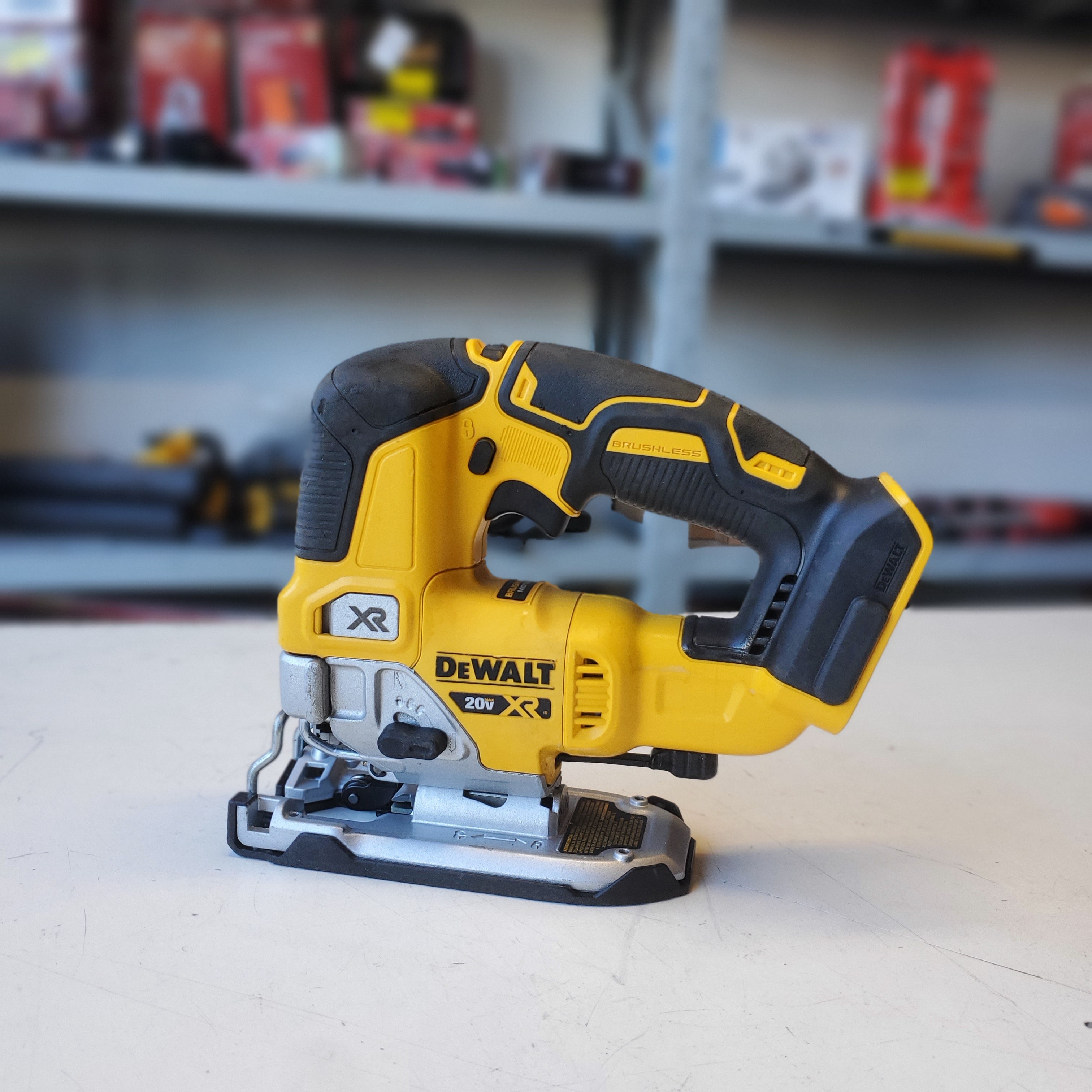 DEWALT 20V MAX XR Cordless Brushless Jigsaw (Tool Only) – Open Box, Barely Used