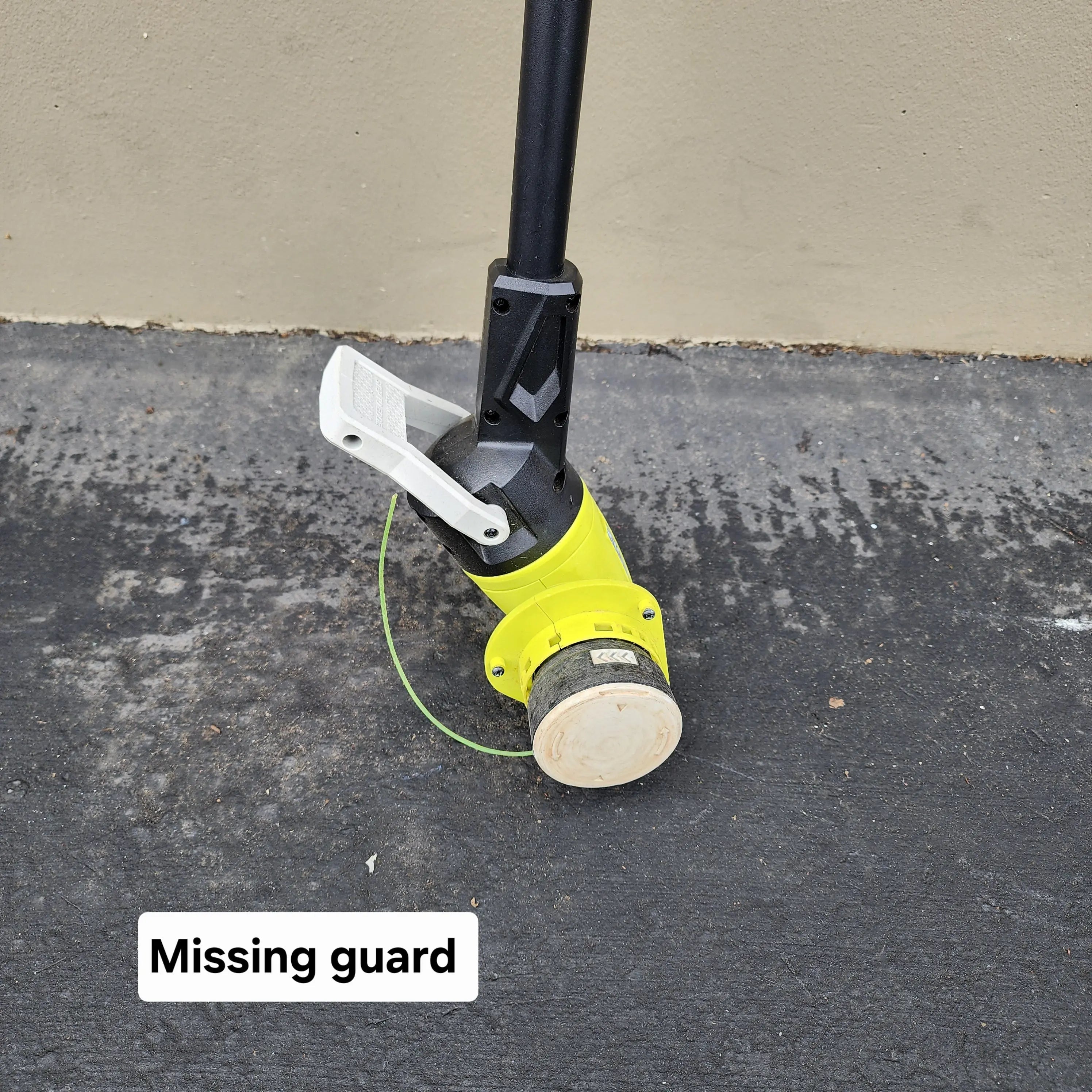 RYOBI ONE+ 18V 13 in. Cordless Battery String Trim #condition_open-box