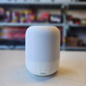 Quiet cool mist humidifier with auto shut-off feature