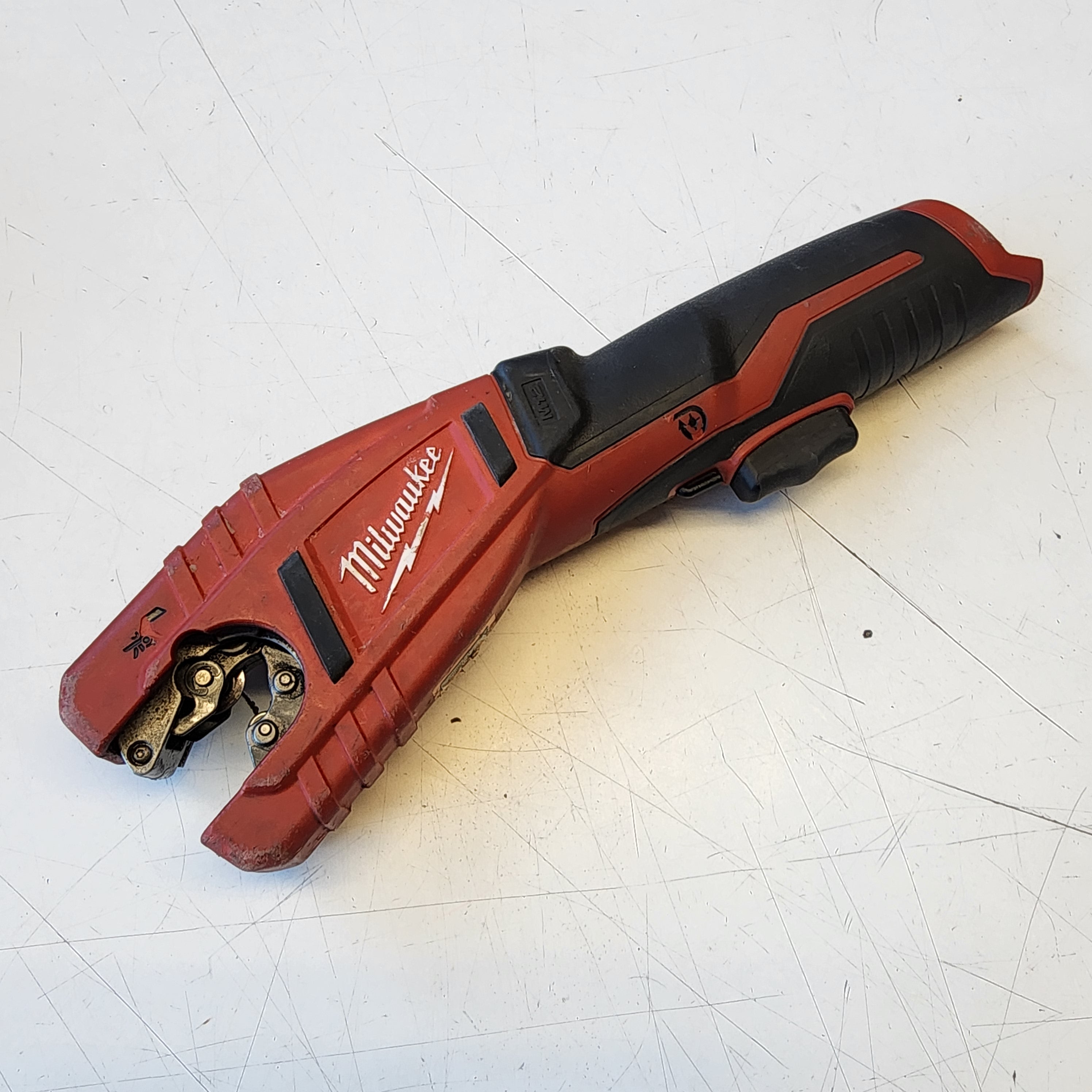 Milwaukee M12 12V Lithium-Ion Cordless Copper Tubi #condition_open-box