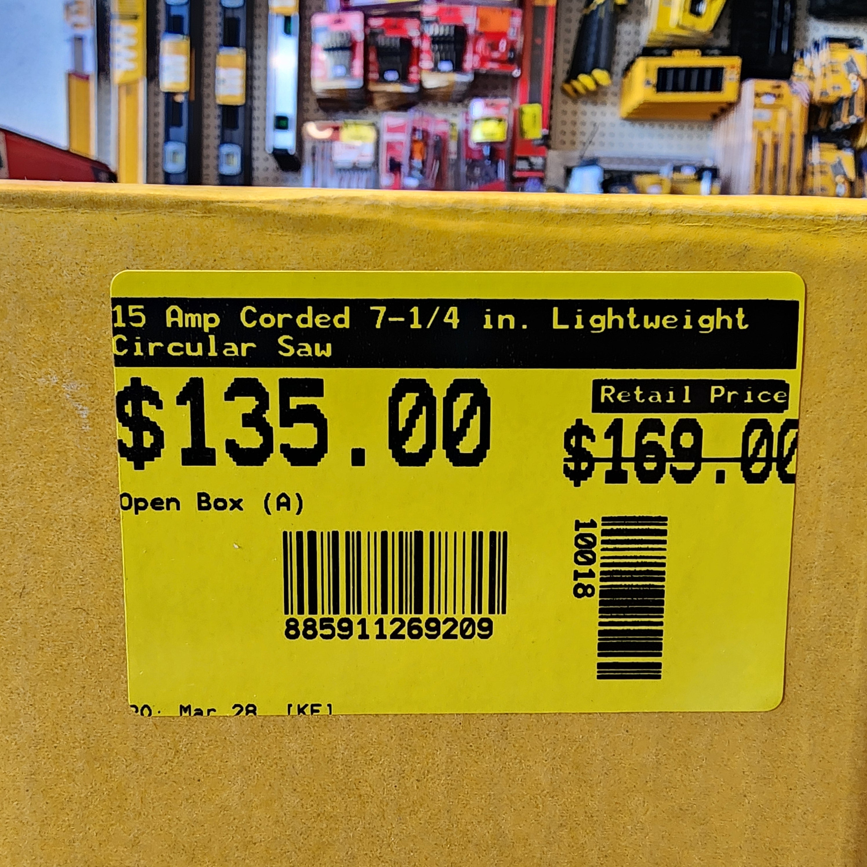 DEWALT lightweight circular saw 15 amp 7-1/4 inch high performance