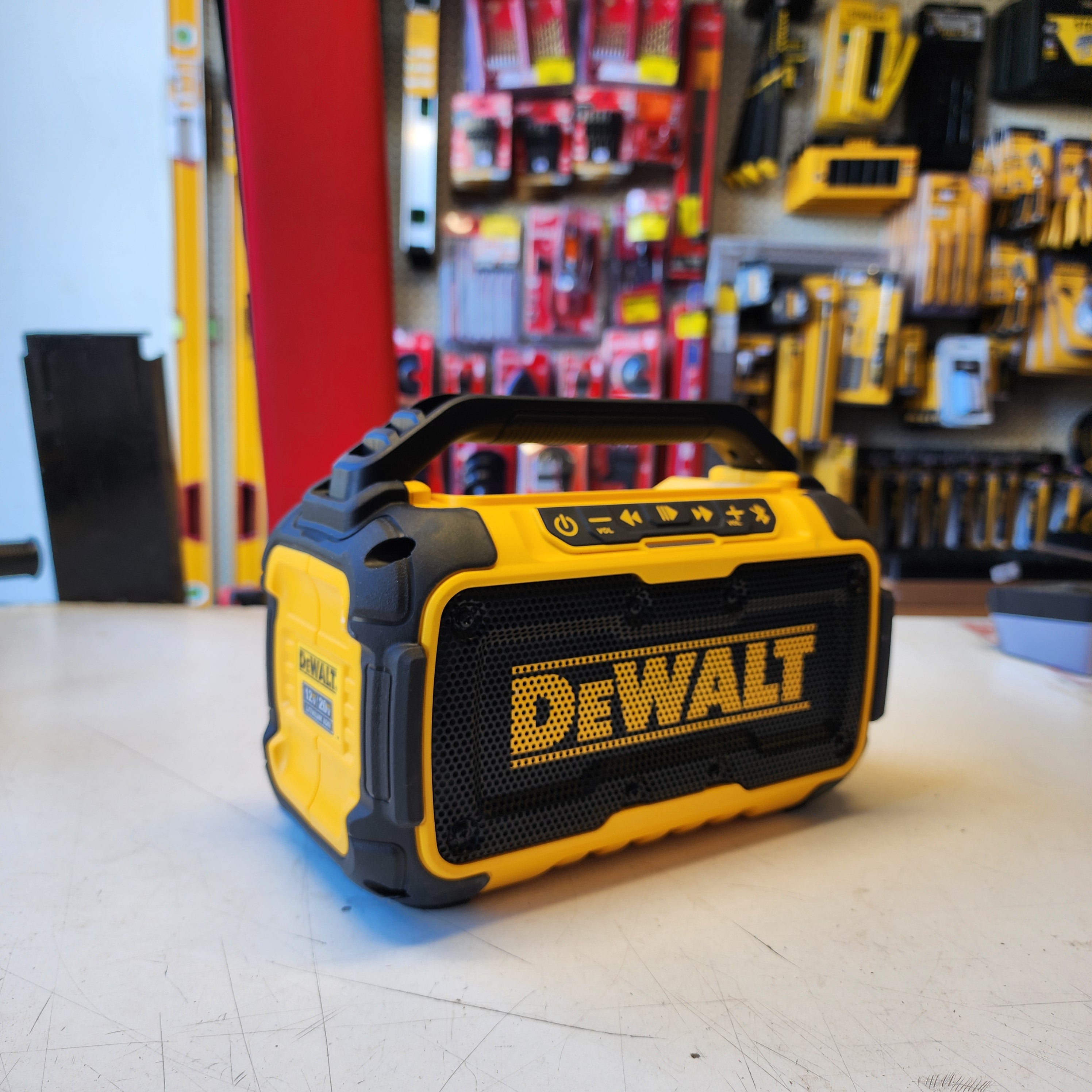 portable workshop speaker by DEWALT 20V MAX platform