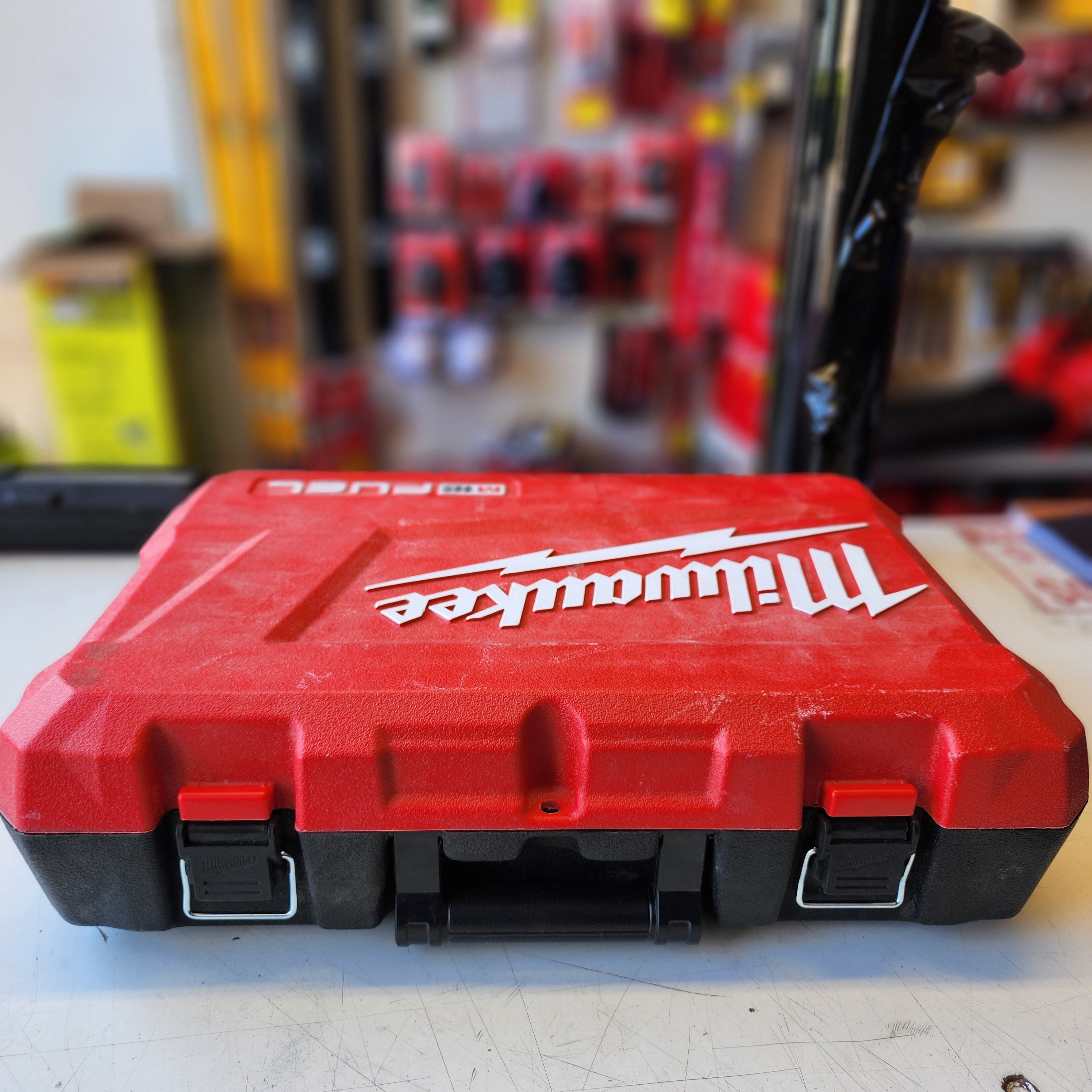 Milwaukee storage box for power drill and impact driver