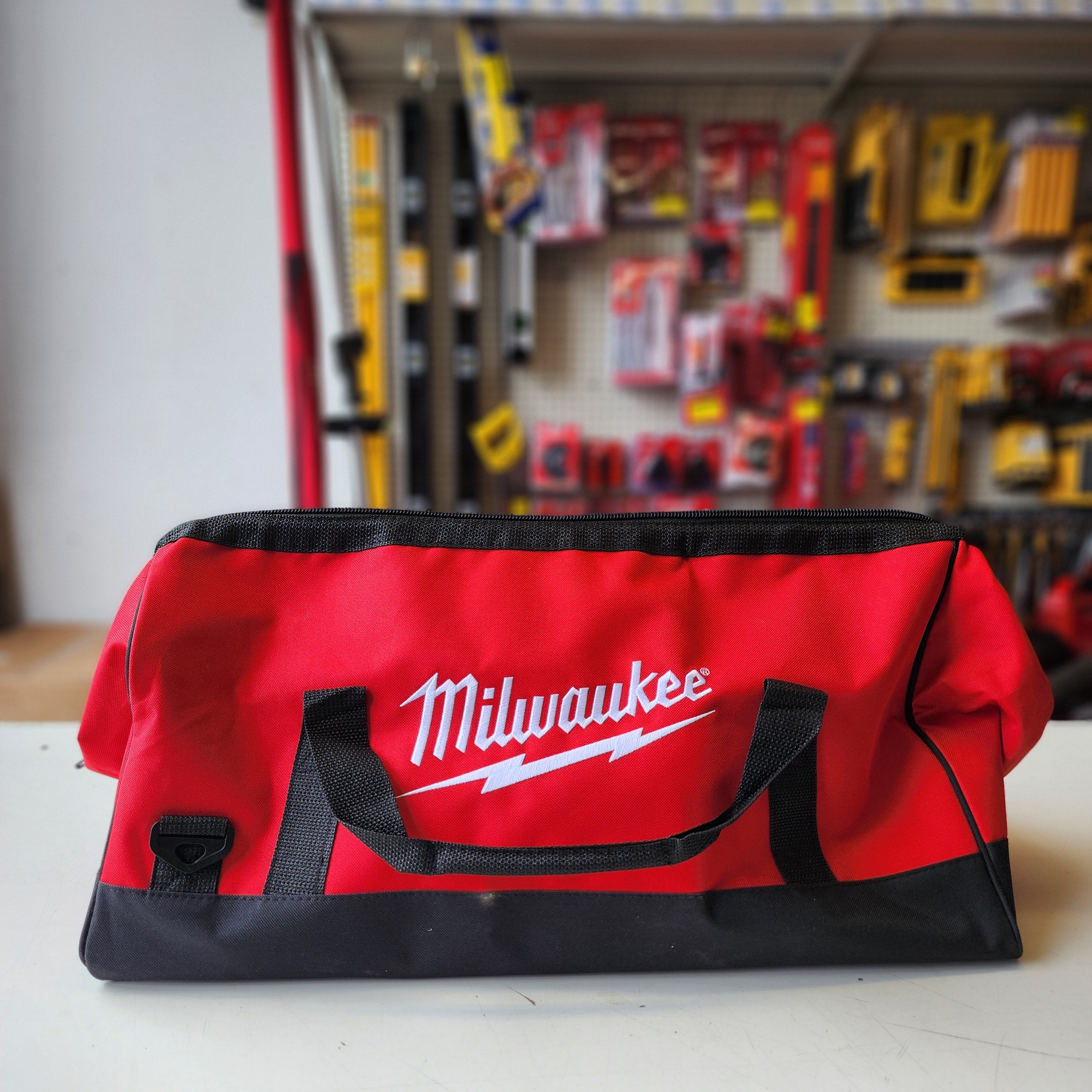 Milwaukee Extra Large Tool Bag – Model 10041