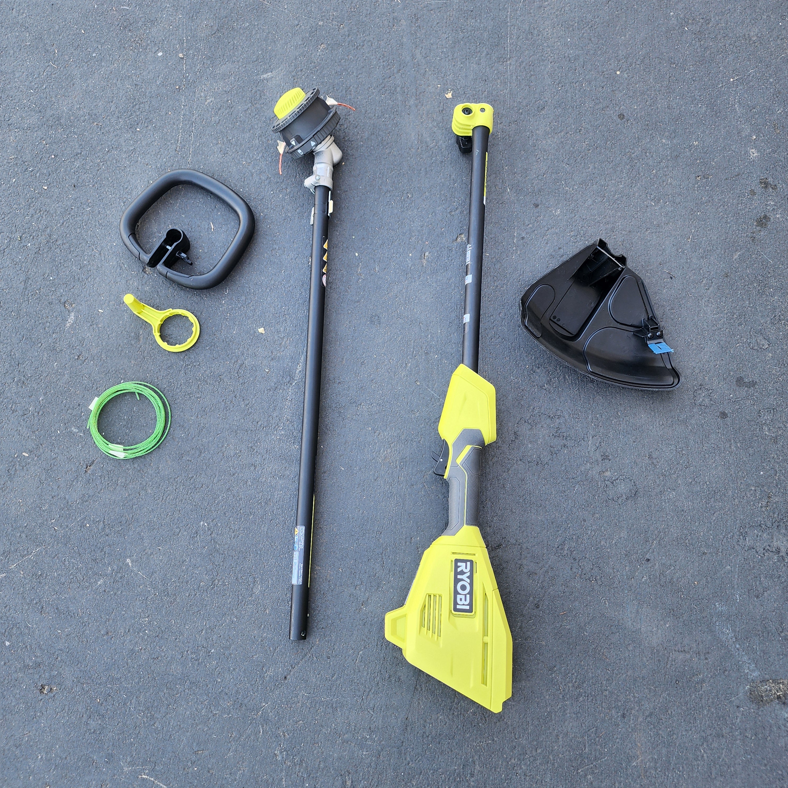 RYOBI Recortadora de hilo de 40 V y 15 pulgadas, con capacidad para accesorios Expand-It, sin batería ni cargador.