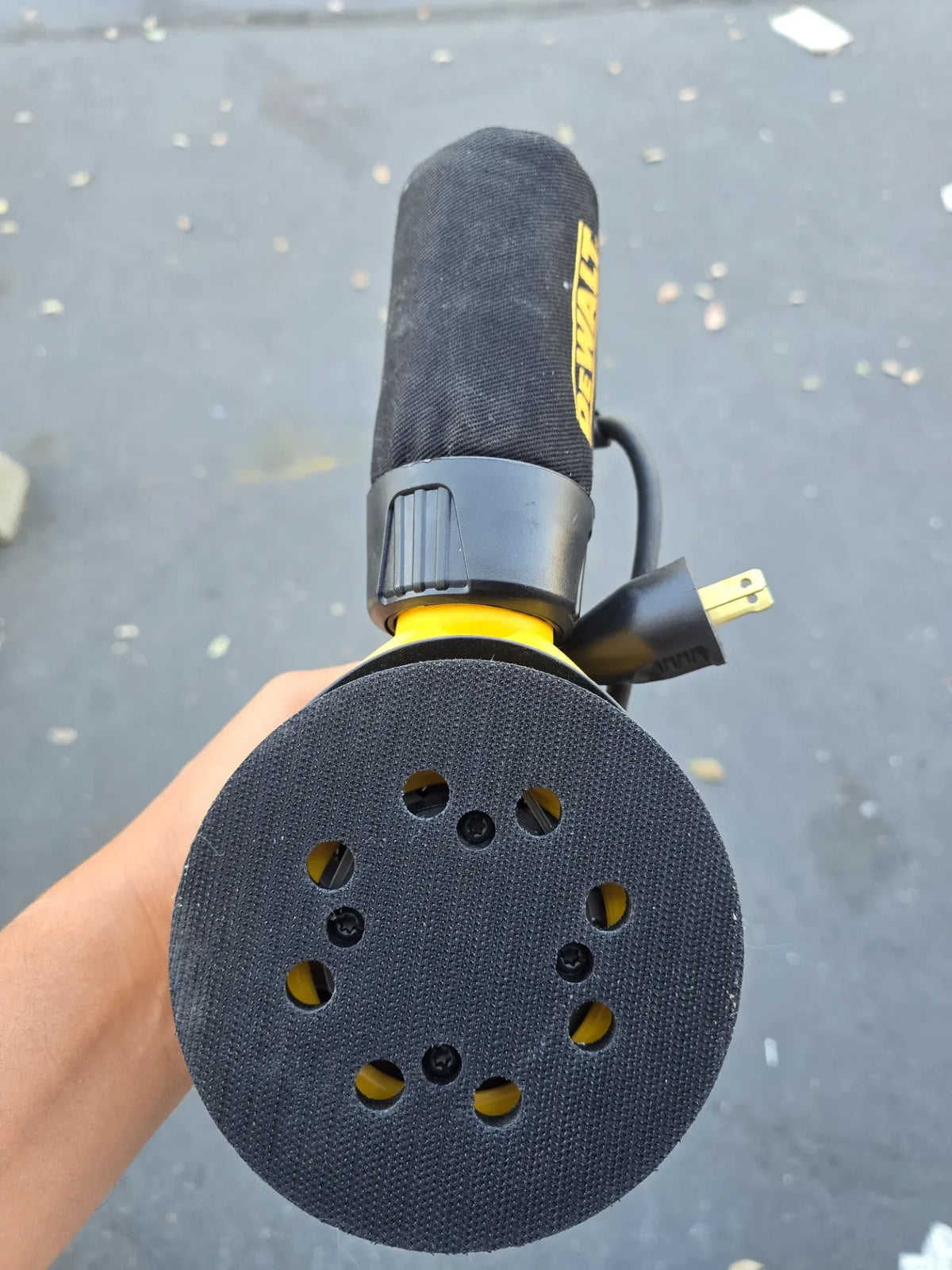 DEWALT DWE6423 DEWALT DWE6423 5 in. Random Orbital Sander 3 Amp Variable Speed Corded - Used | #condition_used