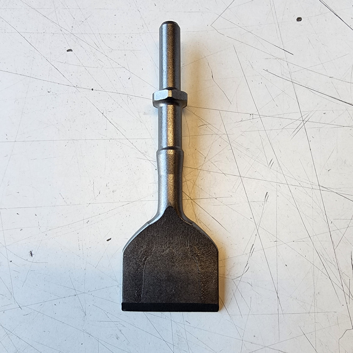 Makita 2 x 6 in. Scaling Chisel B-07347