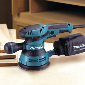 Makita BO5041 random orbit sanding tool