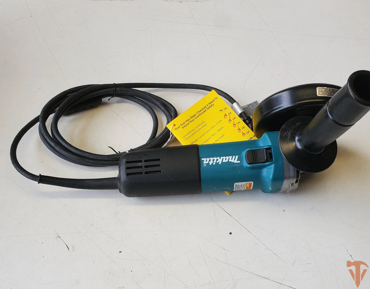 Makita GA4030K 6 Amp Grinder