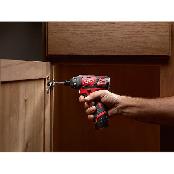 Milwaukee M12 cordless screwdriver 2401-20 12V hex driver