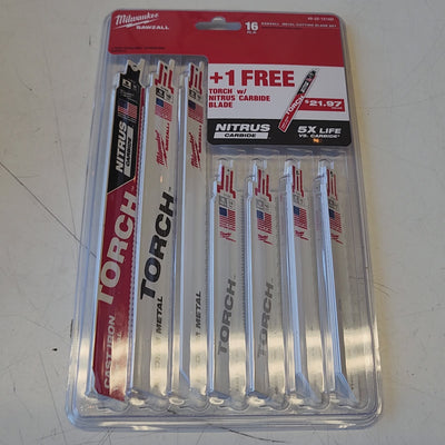 Milwaukee reciprocating saw blade kit with universal tang blades