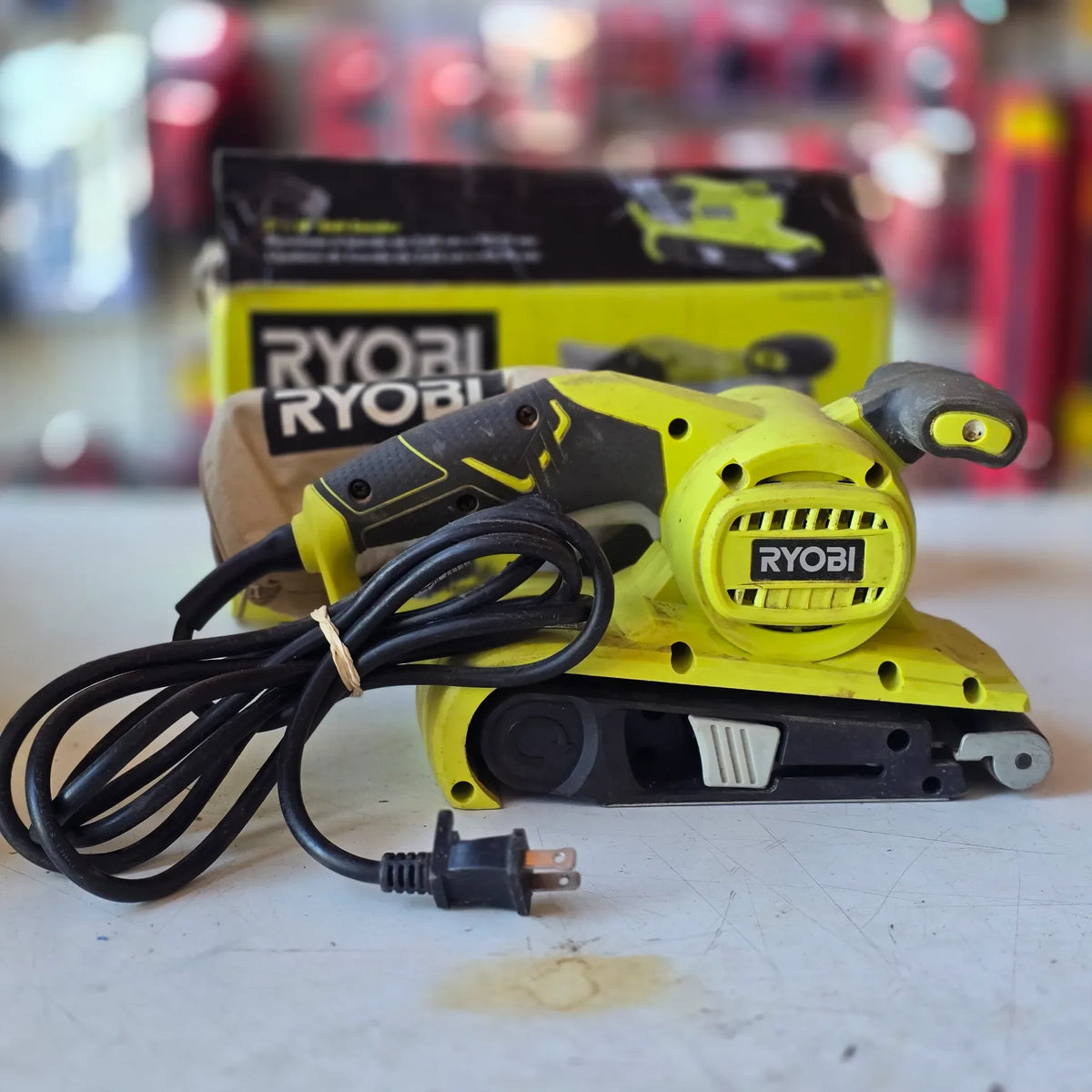 Ryobi BE319 6 Amp Corded 3 in.W x 18 in.L Portable Belt Sander - Used | #condition_used