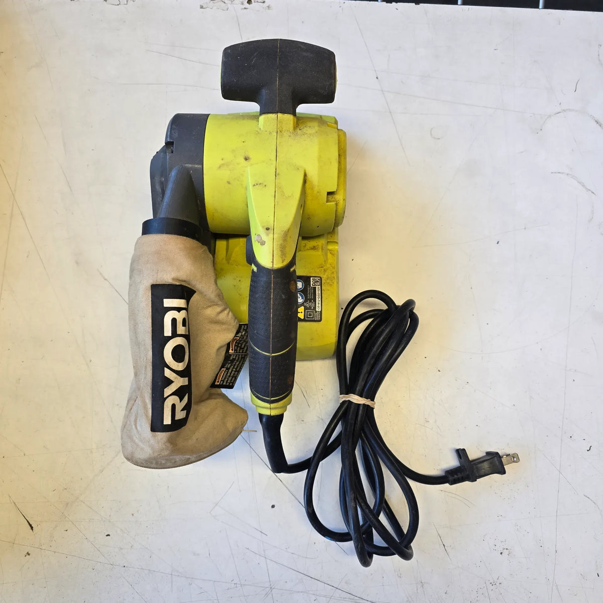 RYOBI BE319 RYOBI BE319 6 Amp Corded 3 in. x 18 in. Portable Belt Sander - Used | #condition_used
