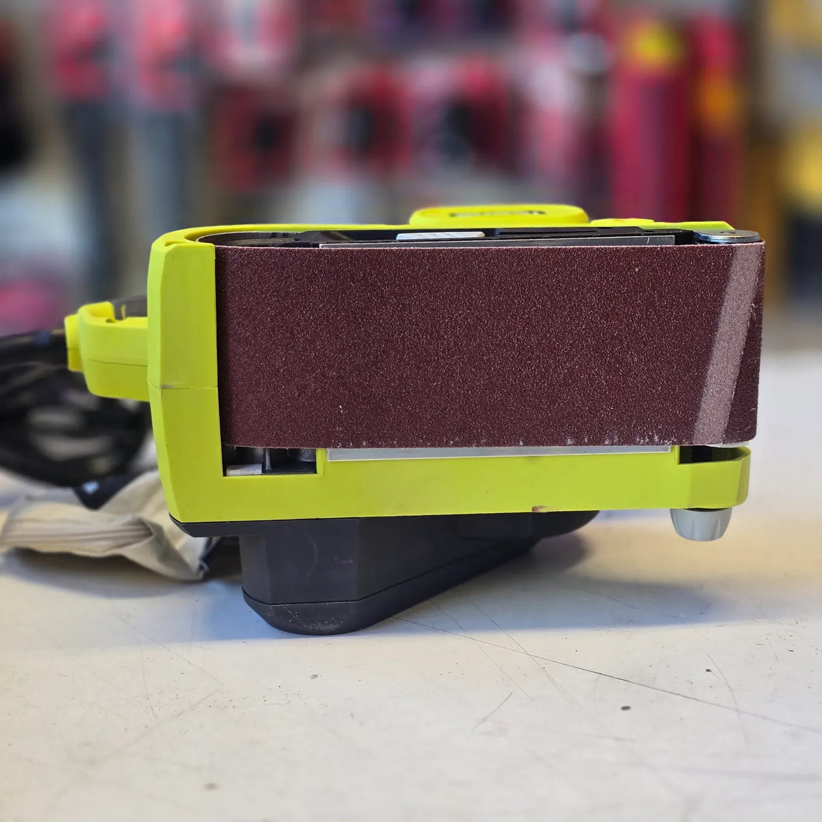 Ryobi BE319 6 Amp Corded 3 in.W x 18 in.L Portable Belt Sander - Used | #condition_used