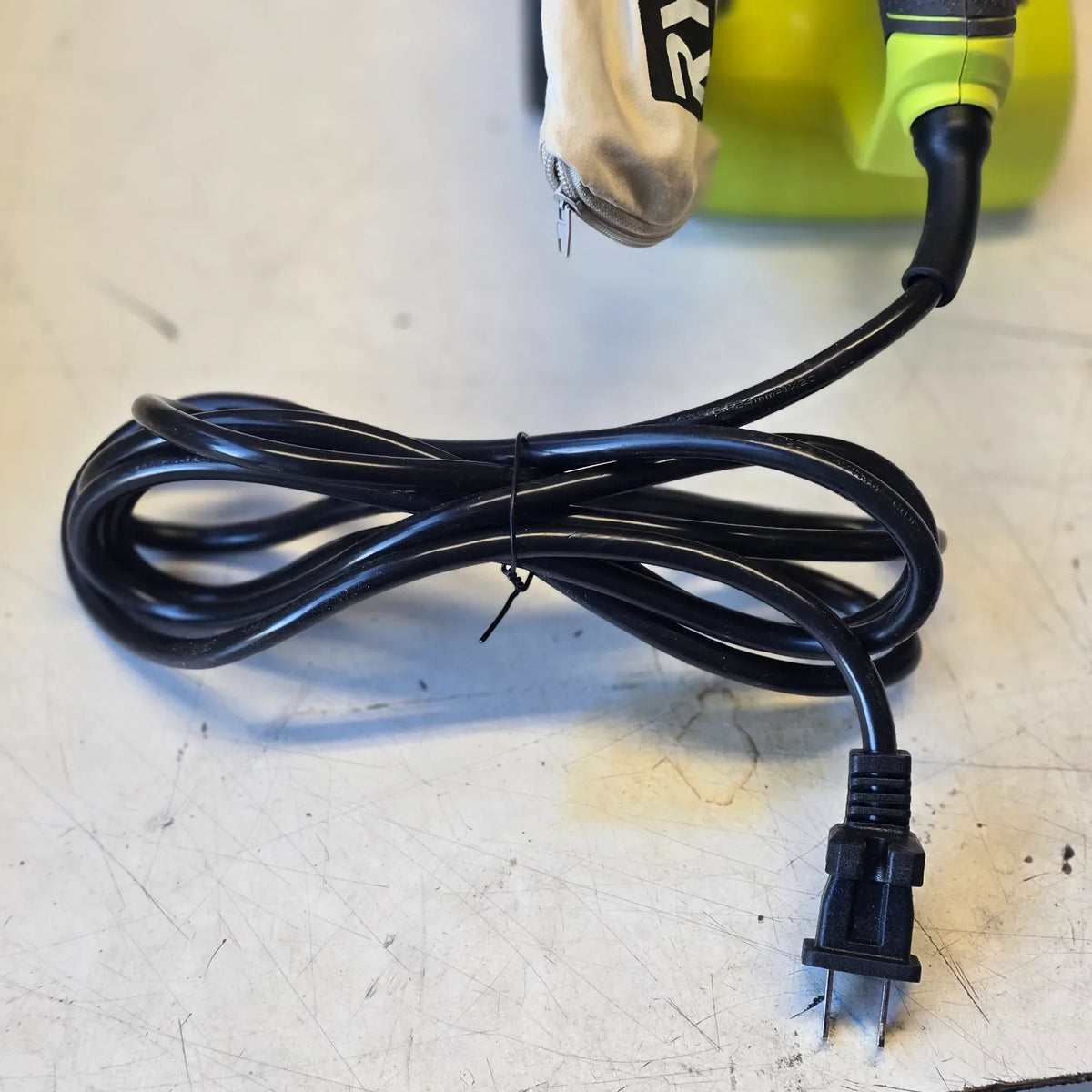 Ryobi BE319 6 Amp Corded 3 in.W x 18 in.L Portable Belt Sander - Used | #condition_used